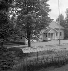 Landslagens skola vid Kvistbro kyrka - klicka fr att frstora