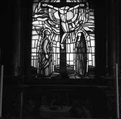 Fnster i koret i samband med restaureringen av Kvistbro kyrka - klicka fr att frstora