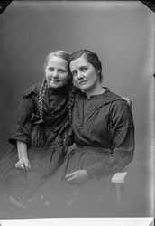 Fru Hildur Johanson - klicka f�r att f�rstora