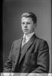 Harry Karlsson - klicka f�r att f�rstora