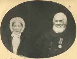 Nils Gabriel Roth i Gärkilen, född 1792 och död den 29 augusti 1885, till höger, med hustrun Anna Lisa född Enhörning, död den 5 september 1885, var John Roths farföräldrar - klicka för att förstora