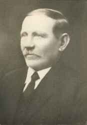 Erik Adolf Gustafsson i Fjugesta, f�dd den 5 oktober 1861 och d�d den 14 augusti 1925 - klicka f�r att f�rstora