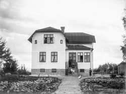 H.G. Nyberg Vyer egna hem No 12, (SEJ-000863 är en kopia) - klicka för att förstora
