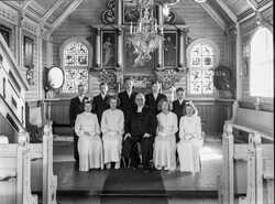 Ok�nd Konfirmandgrupp - klicka f�r att f�rstora