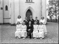 Ok�nd Konfirmandgrupp - klicka f�r att f�rstora