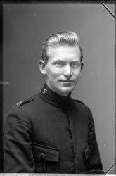 Thure Olsson Helld�n - klicka f�r att f�rstora