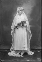 Fru Elsa Karlson - klicka f�r att f�rstora