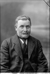 Adolf Erikson - klicka f�r att f�rstora