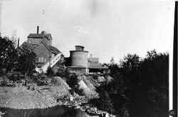 Cementfabriken från Korsgatesidan - klicka för att förstora