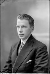 Gunnar H�gglund - klicka f�r att f�rstora