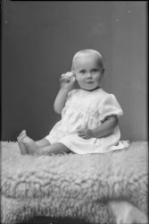 Fru Astrid Hellmark - klicka f�r att f�rstora
