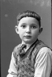 Elov Augustson gosse - klicka f�r att f�rstora
