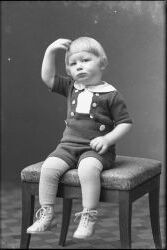Hjalmar Johanson gosse - klicka f�r att f�rstora