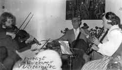Orvar Petterssons trio. Orvar, Orvars far och fru Kerstin - klicka f�r att f�rstora