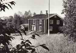 Granhammarsstugan vid H�gans hembygdsg�rd - klicka f�r att f�rstora