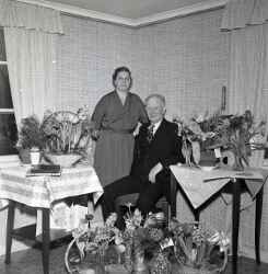 Ernst Sirsj� med hustru under sin 50-�rsdag - klicka f�r att f�rstora