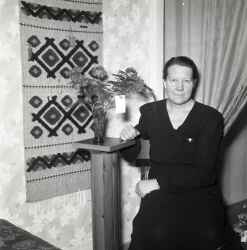 Fru Karin Davidsson i Fjugesta fyller 50 �r - klicka f�r att f�rstora