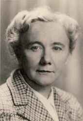 Doktorinnan Margareta Klingspor som var initiativtagare till Fjugesta tvättstuga, lönen ska ha varit husmödrarnas tacksamhet. - klicka för att förstora
