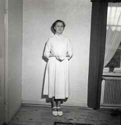 Flicka efter konfirmationen påsken 1954 - klicka för att förstora
