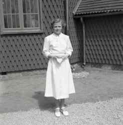 Maud Krantz från Bälsås som konfirmand i Kvistbro kyrka - klicka för att förstora