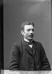August Karlson - klicka f�r att f�rstora