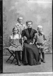 Ester L�f - klicka f�r att f�rstora