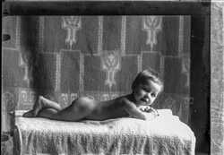 Cronholms flicka - klicka f�r att f�rstora