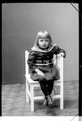 E. Eriksson, gosse - klicka f�r att f�rstora