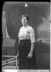 Ester Karlson - klicka f�r att f�rstora