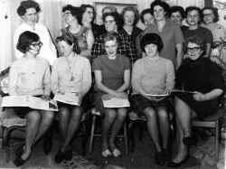 Centerkvinnor p� kurs - klicka f�r att f�rstora