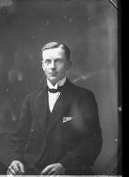 Erhard Hallberg - klicka f�r att f�rstora