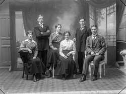 Ture Eriksson familj mejeri - klicka f�r att f�rstora