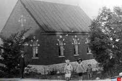Metodistkapellet i Lanna byggdes 1901 - klicka f�r att f�rstora