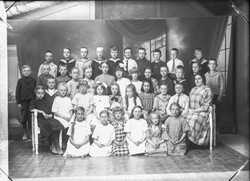 E. Buscholtz, skolbarn - klicka f�r att f�rstora